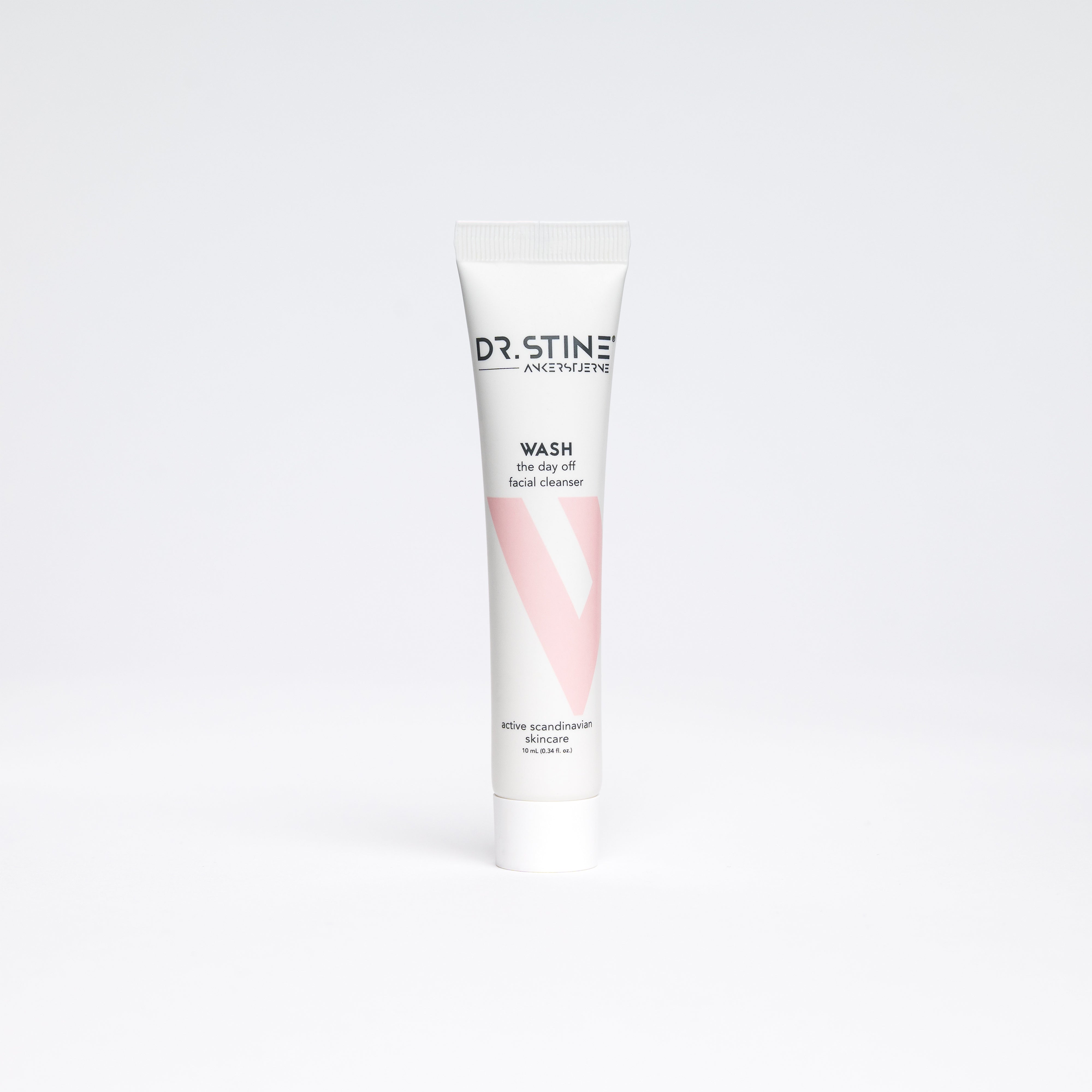 WASH the day off facial cleanser 10 ml